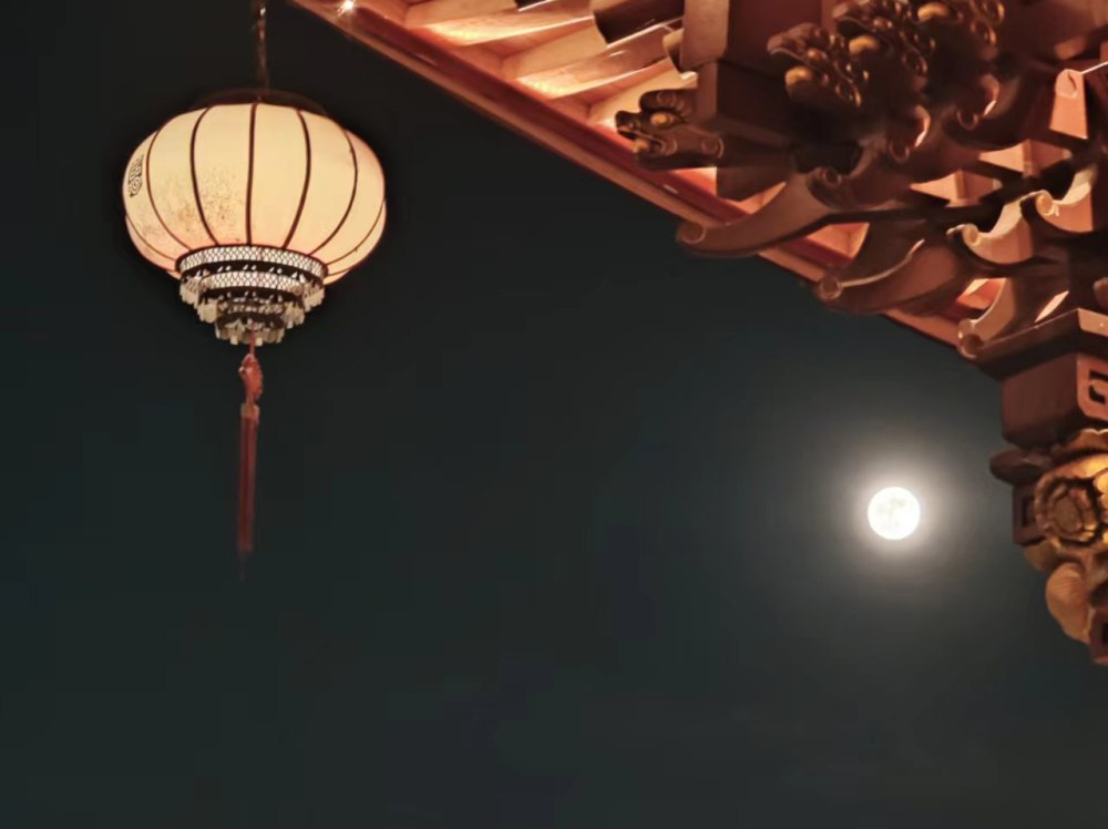 Cea mai mare „superlună” a anului va apărea pe harta Ningbo pe 14