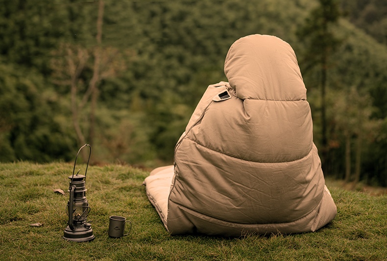 Ce face ca campingul de dormit să fie atât de important pentru pasionații de exterior?