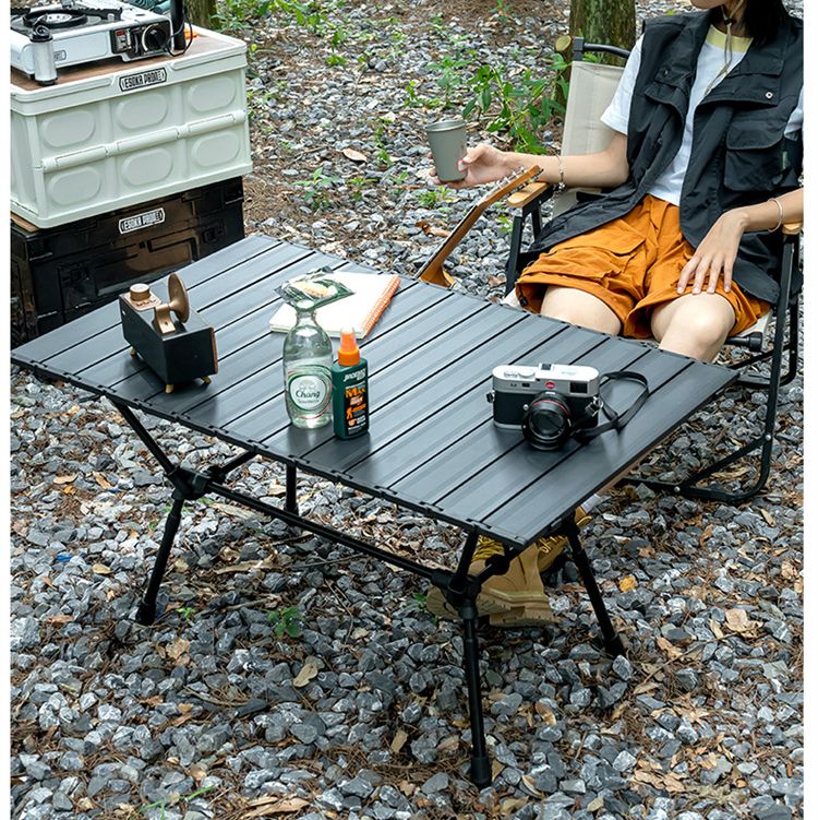 Masă de camping pliabilă în aer liber
